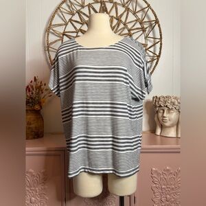 Max Studio blue and White‎ Striped  old shoulder Short Sleeve Top